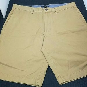 New Banana Republic Khakis City Shorts Mens Sz 32
